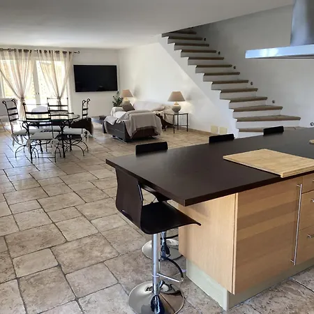 Villa Avec Piscine Chauffee Collines Nice
